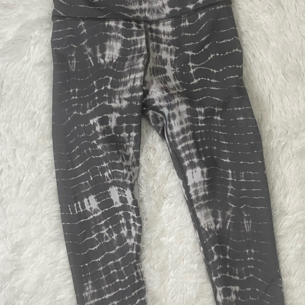 Kids Tie-Dye Gray Stretch Leggings
